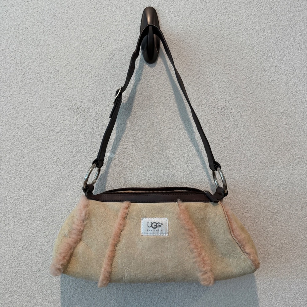 UGG Womens Shoulder Bag Barrel Y2K Boho Sheepskin Suede Small Shearling Neutral
